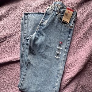 Levi’s 501 Straight Leg Jeans